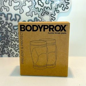 New, Bodyprox junior knee pads